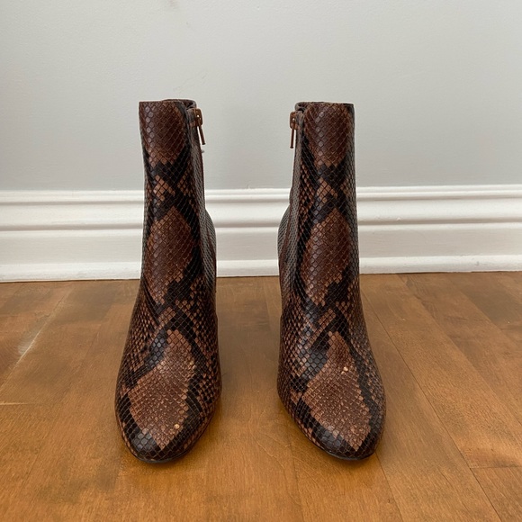 NWOT Aldo snakeskin ankle bootie - Picture 4 of 4